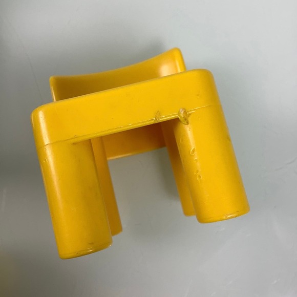 Little Tikes dollhouse mom dad son table two chairs bundle of 6 - Picture 8 of 12